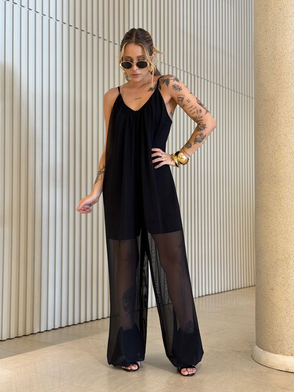 MACACÃO PENÉLOPE TULE PRETO