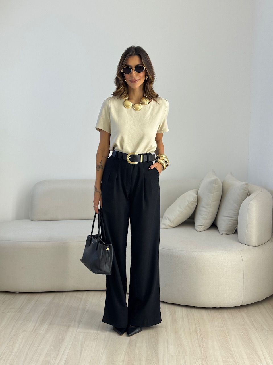 BLUSA MARIA FERNANDA MANGA CURTA AREIA