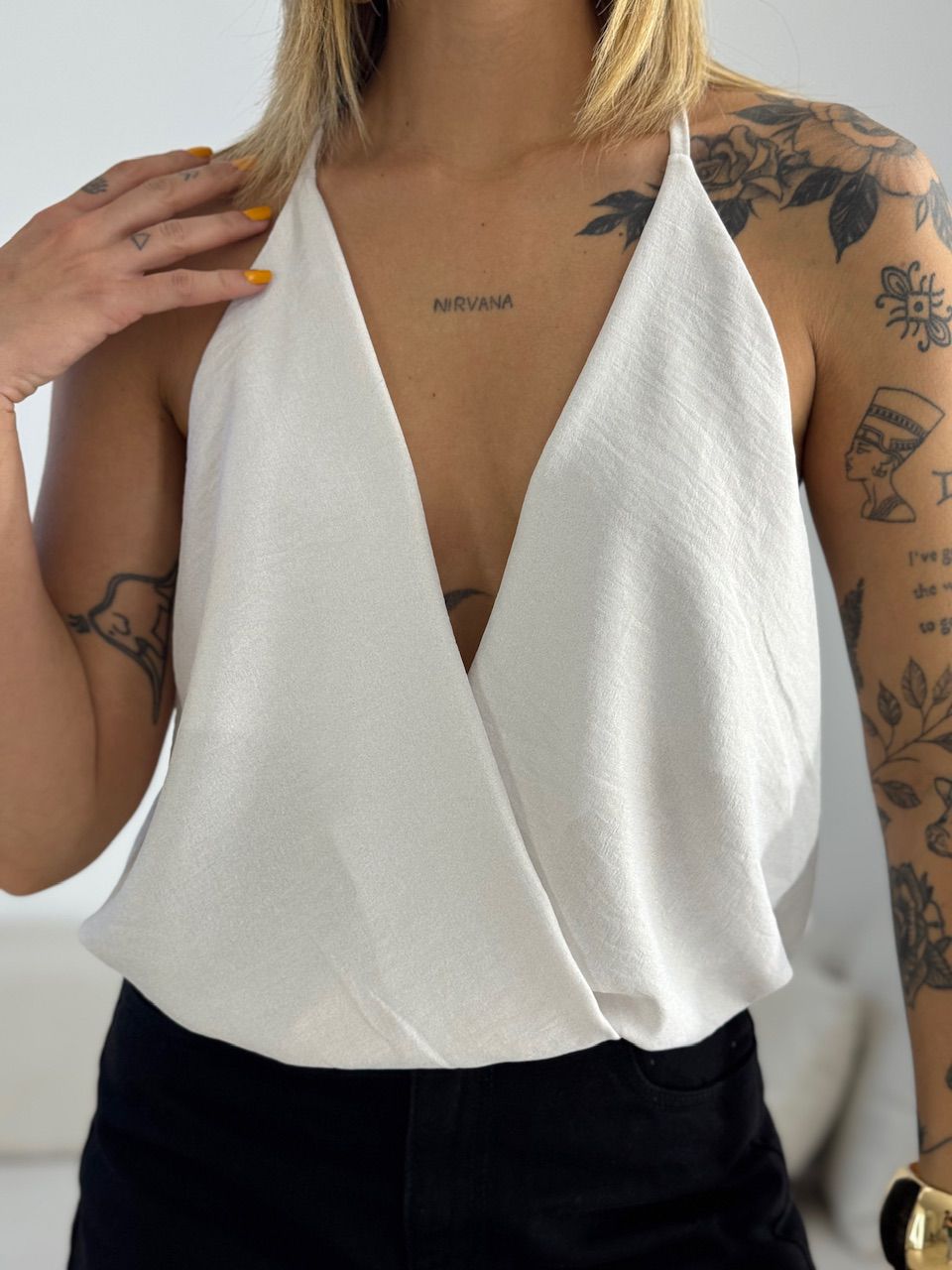 BLUSA MONIQUE CF DECOTE EM V OFF