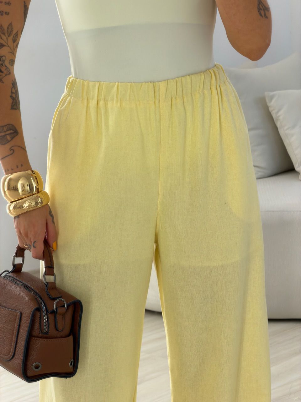 CALÇA BERENICE BÁSICA AMARELA