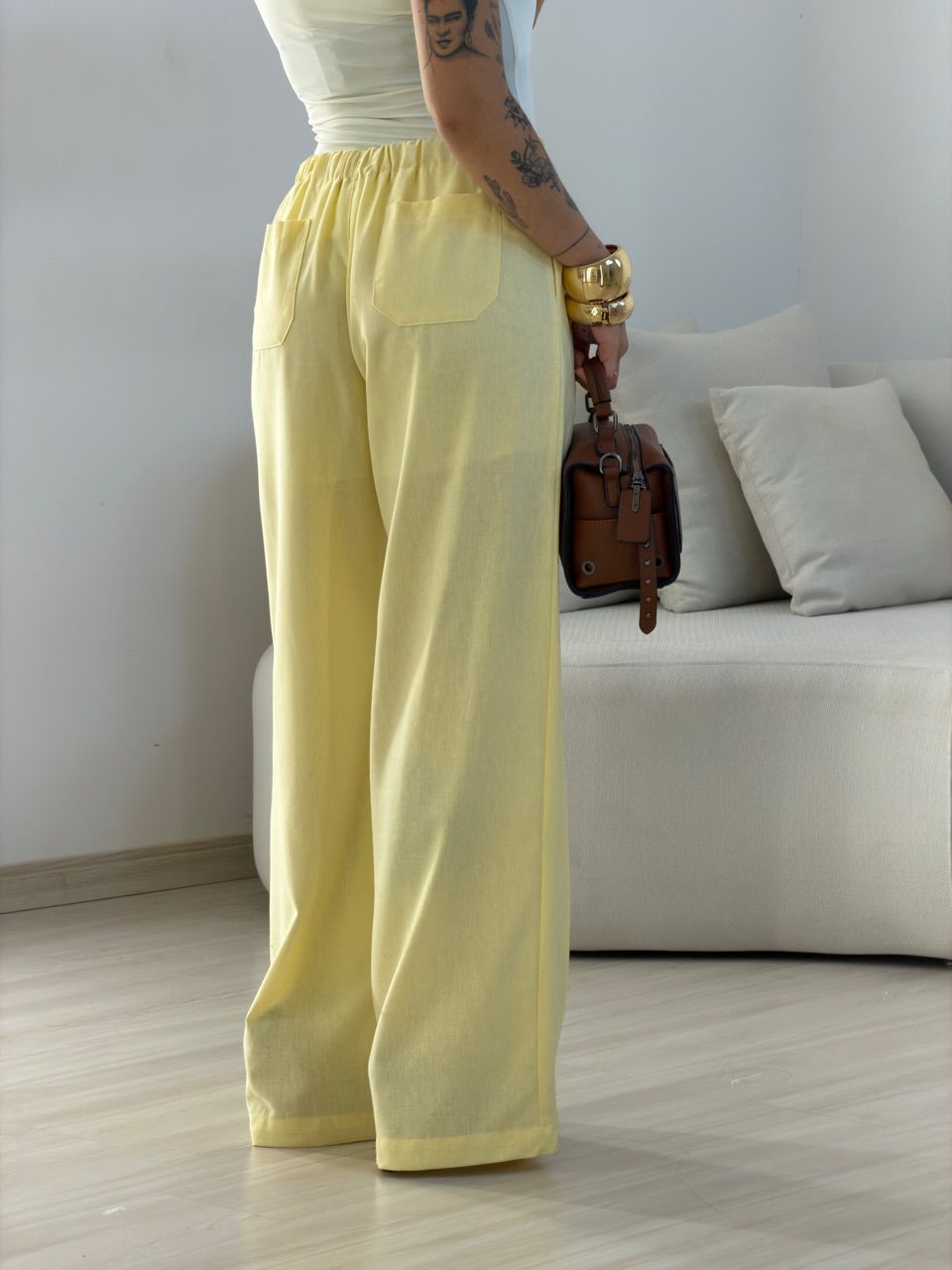 CALÇA BERENICE BÁSICA AMARELA