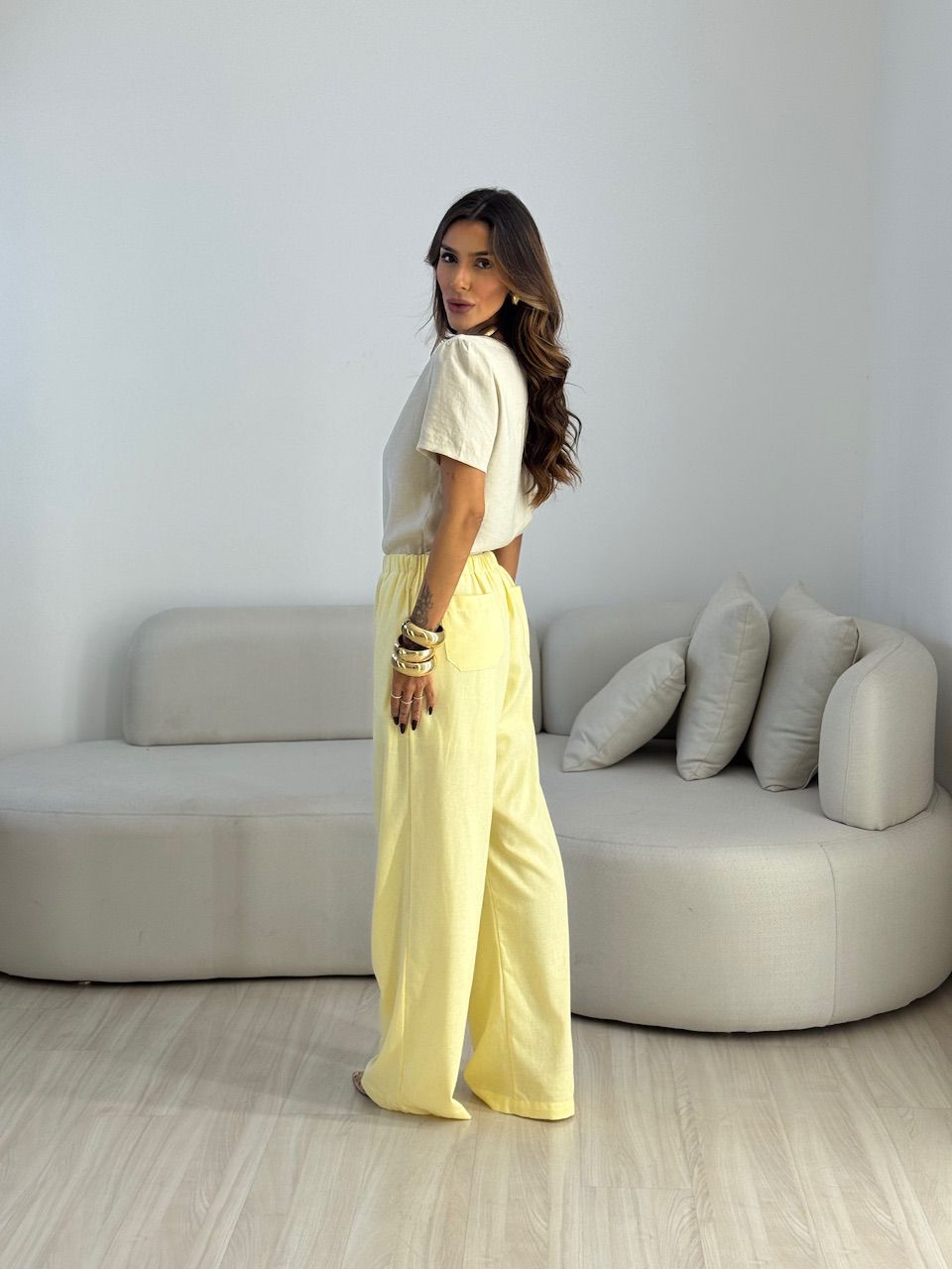 CALÇA BERENICE BÁSICA AMARELA