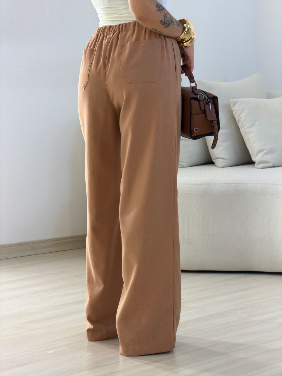 CALÇA BERENICE BÁSICA CAPUCCINO 