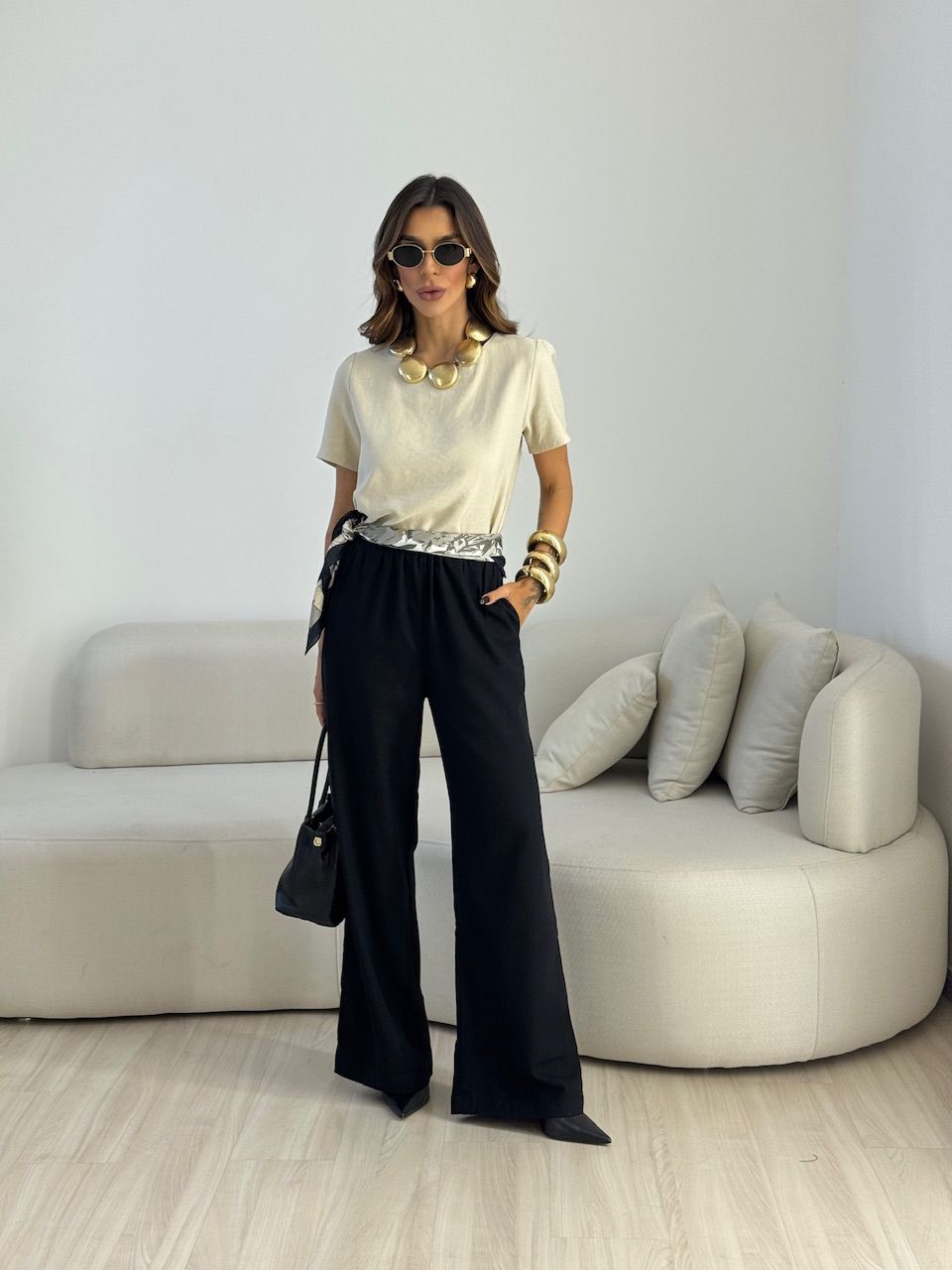 CALÇA BERENICE BÁSICA PRETA