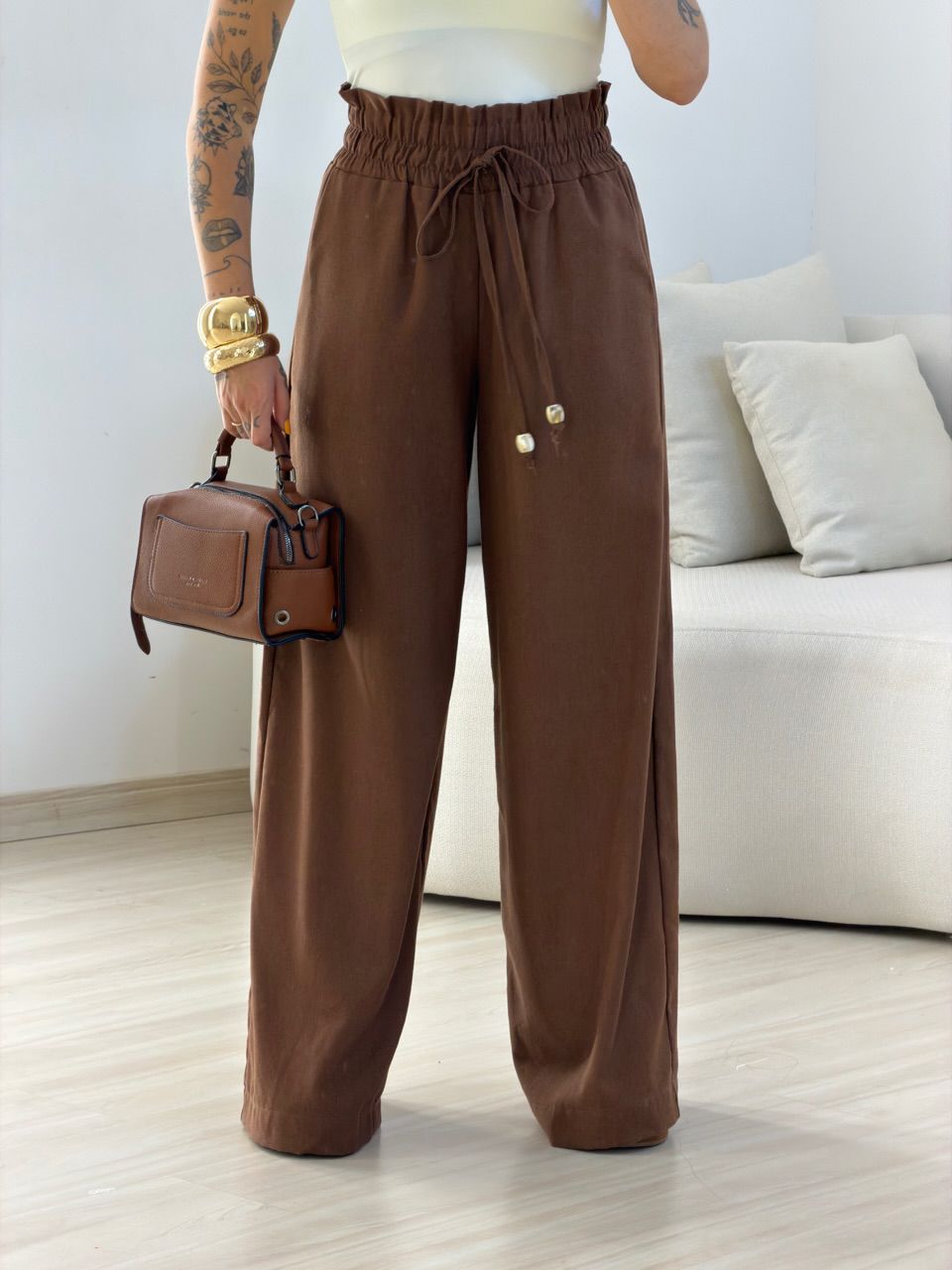 CALÇA PALOMA LASTEX MARROM - 0073610054 - CAROLLA FERRARO