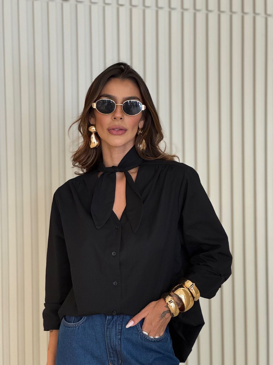 CAMISA BRUNA AMARRAÇÃO PRETA - 0074510033 - CAROLLA FERRARO