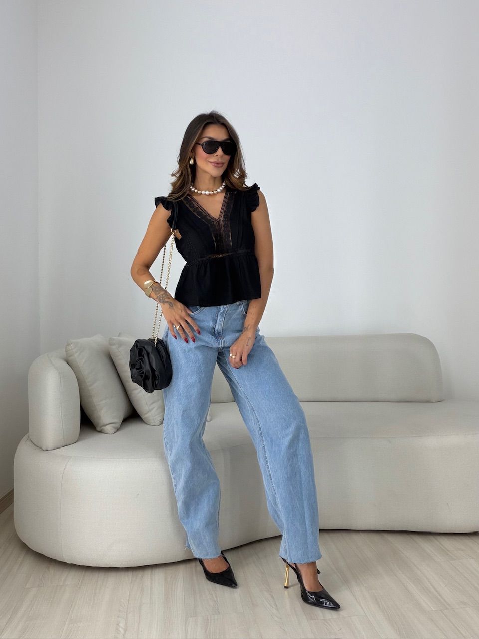 BLUSA CATARINA RENDA PRETA