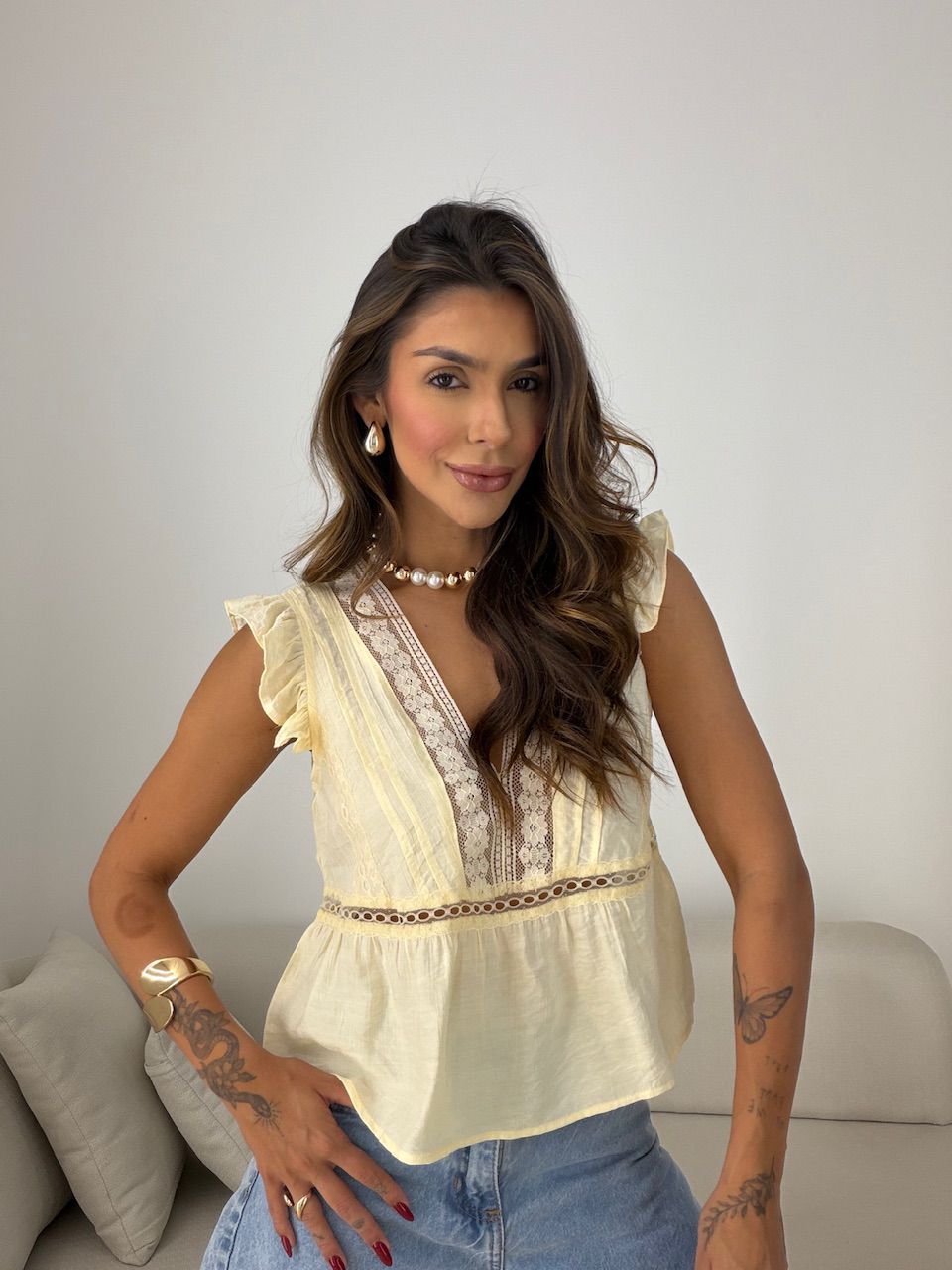 BLUSA CATARINA RENDA YELLOW BUTTER - 0078030431 - CAROLLA FERRARO