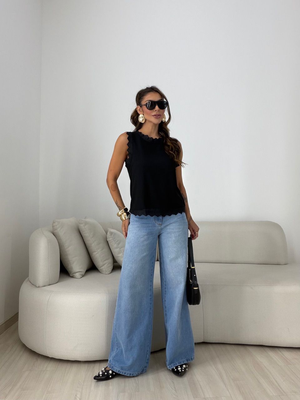 BLUSA JOICE CAVADA PRETA