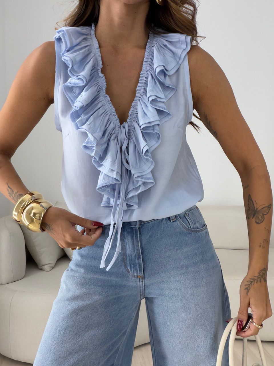 BLUSA VALENTINA BABADO BABY BLUE