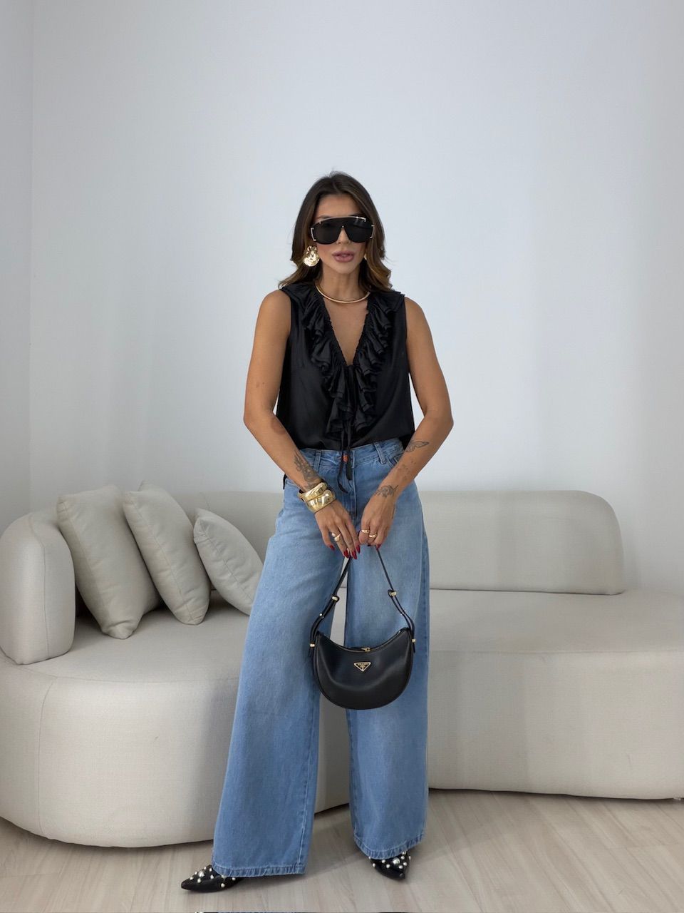 BLUSA VALENTINA BABADO PRETA