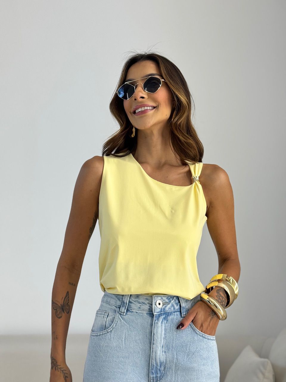 BLUSA BEATRIZ METAL AMARELA