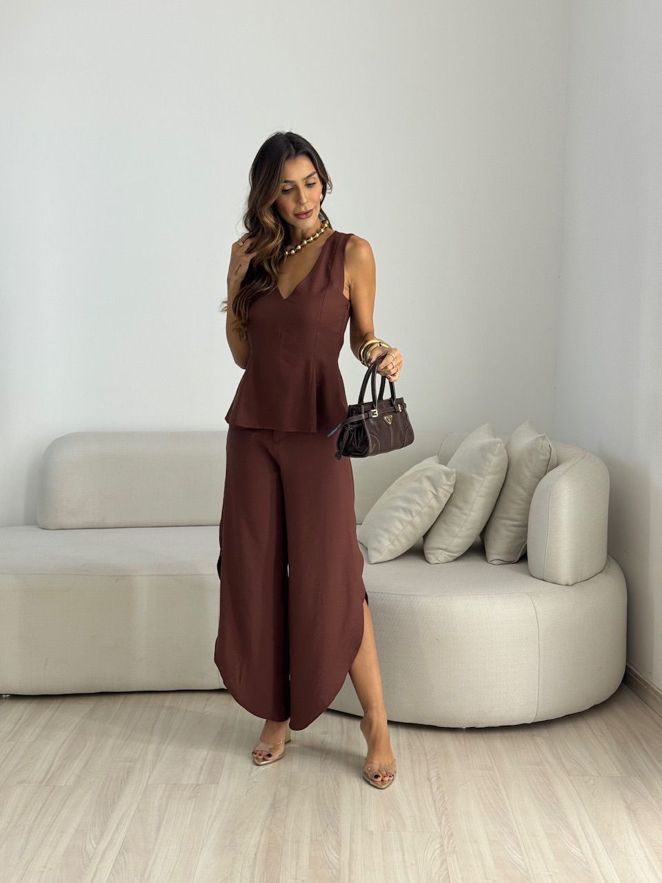 CALÇA NAYARA FENDA MARROM