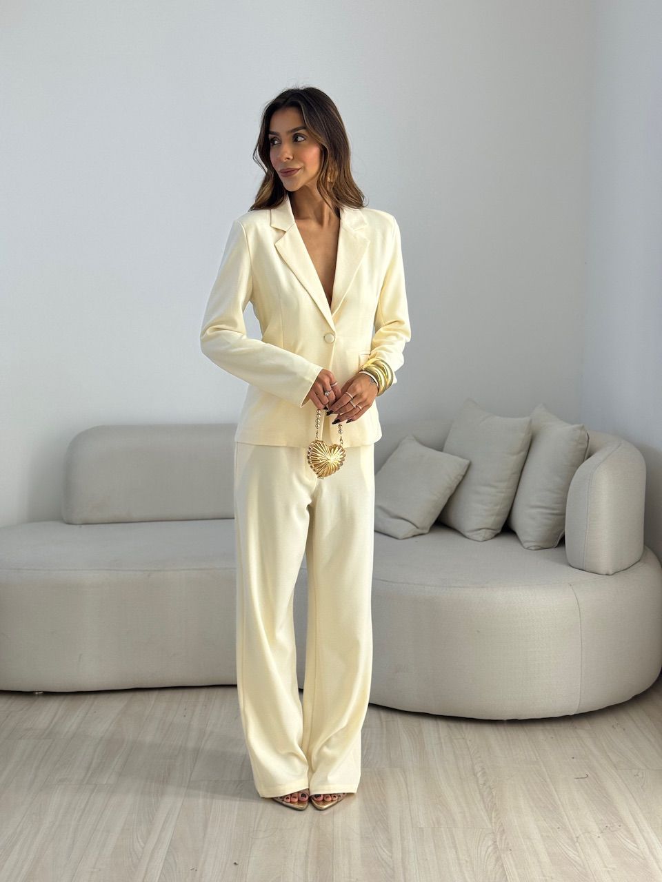 CONJUNTO DIANA BLAZER CALÇA CREME - 0073730087 - CAROLLA FERRARO