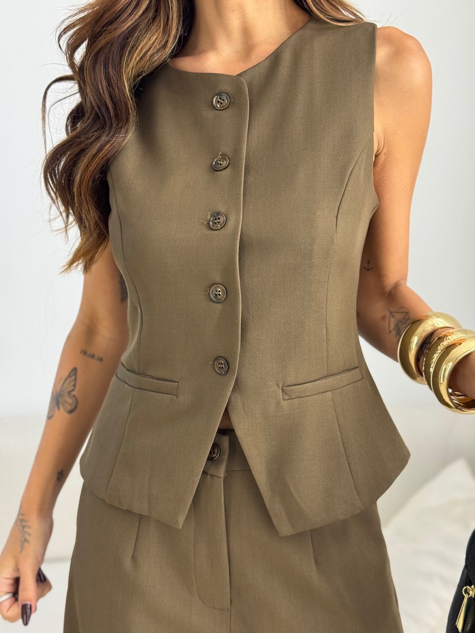 CONJUNTO ROBERTA COLETE CALÇA CAQUI