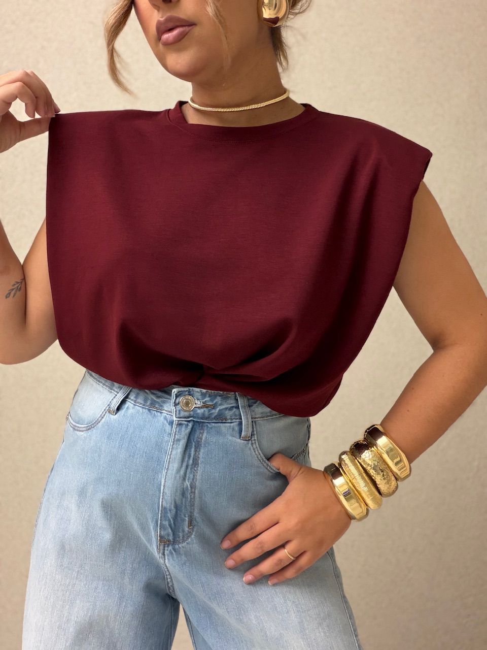 BLUSA ANGÉLICA MUSCLE VINHO - 0074680168 - CAROLLA FERRARO