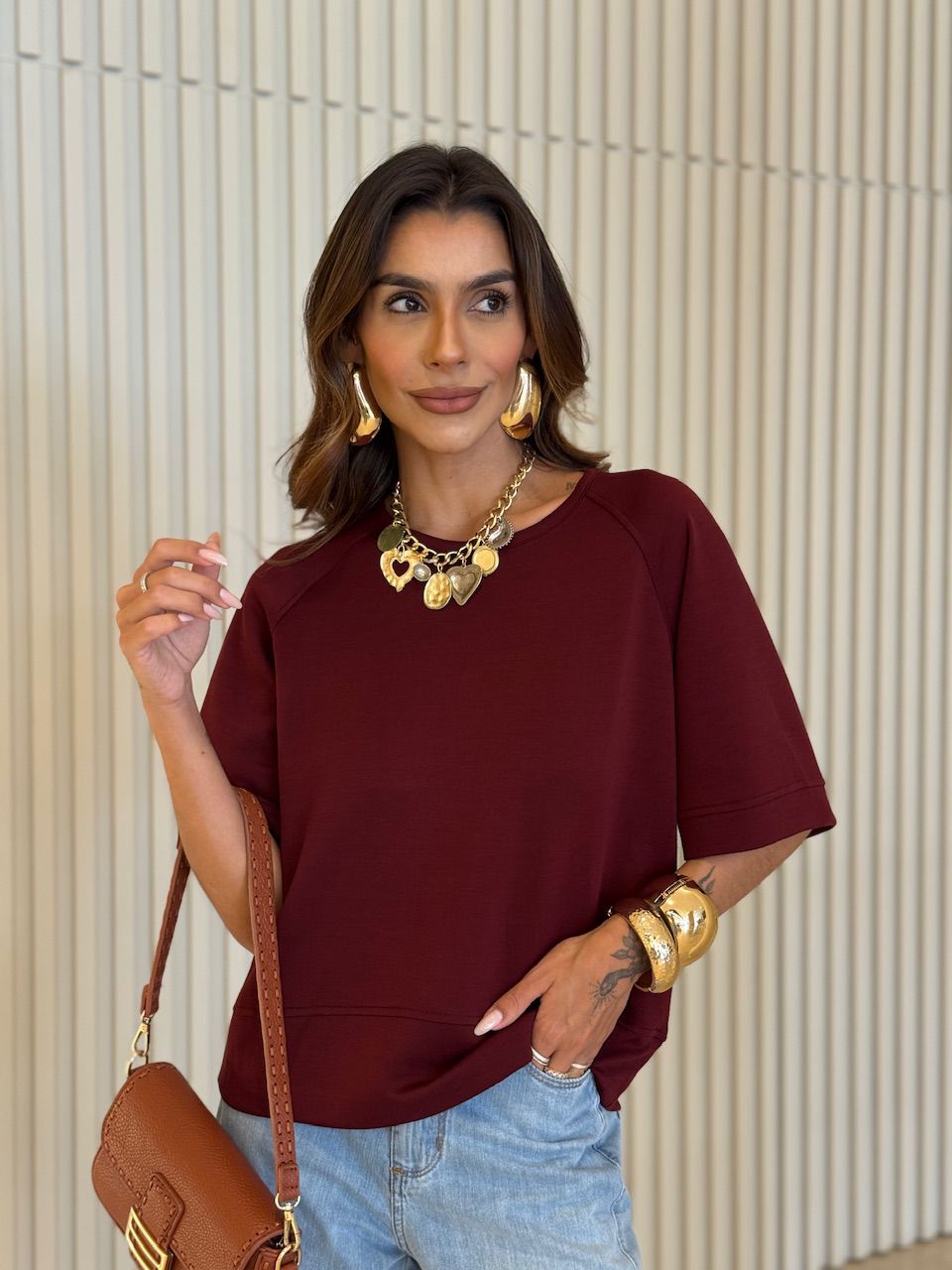 T-SHIRT CAMILE OVER VINHO - 0074670168 - CAROLLA FERRARO