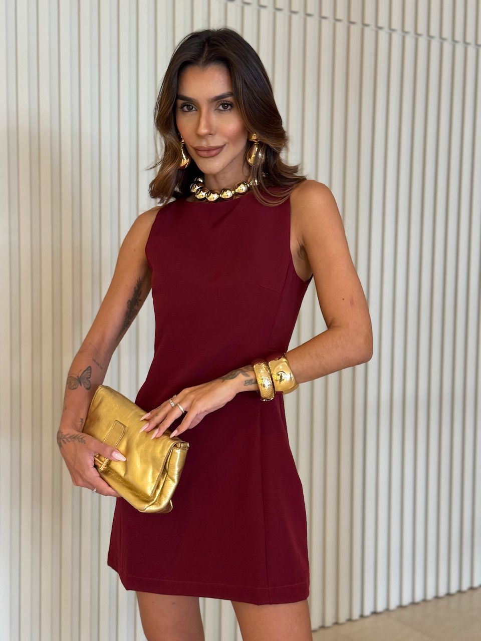 VESTIDO LINETE CURTO VINHO