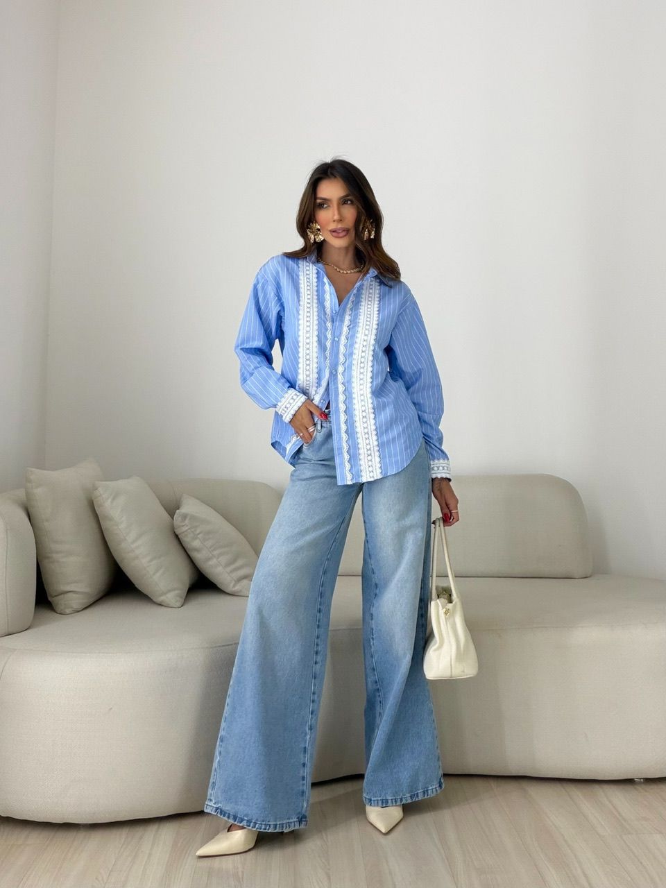 CAMISA SANDY LISTRADA AZUL CLARO