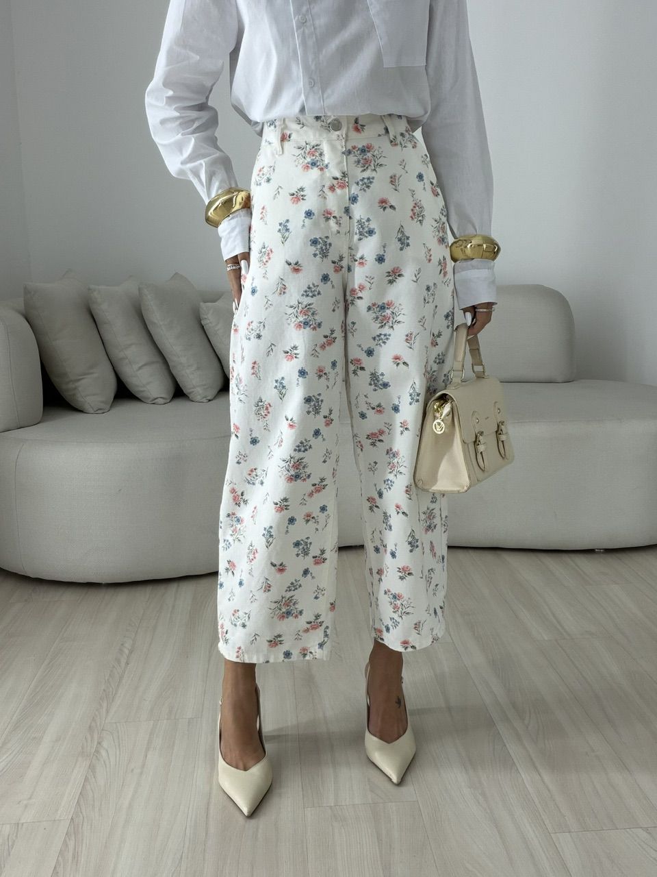 CALÇA PAOLA FLORES OFF - 0080700048 - CAROLLA FERRARO