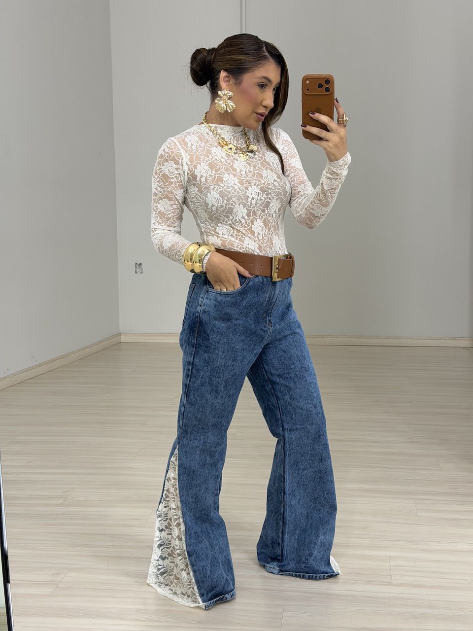 CALÇA JACQUE RENDA JEANS CLARO