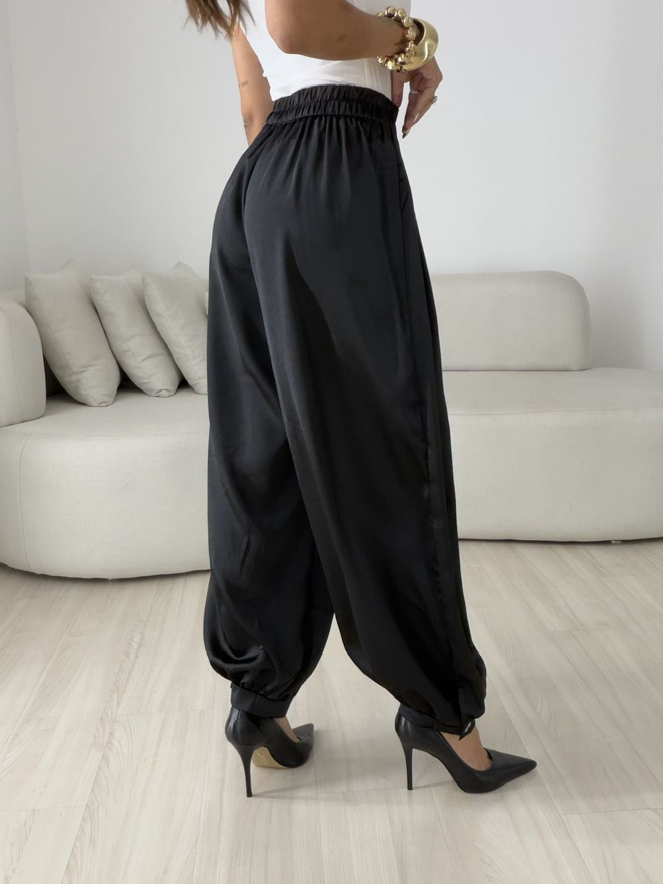 CALÇA BRUNA ALADIM PRETA