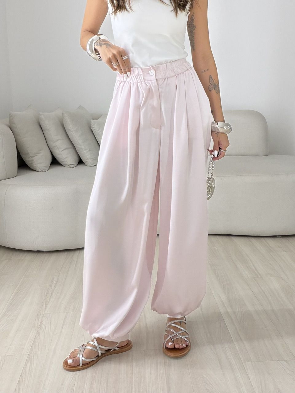 CALÇA BRUNA ALADIM ROSA CLARO - 0080650030 - CAROLLA FERRARO