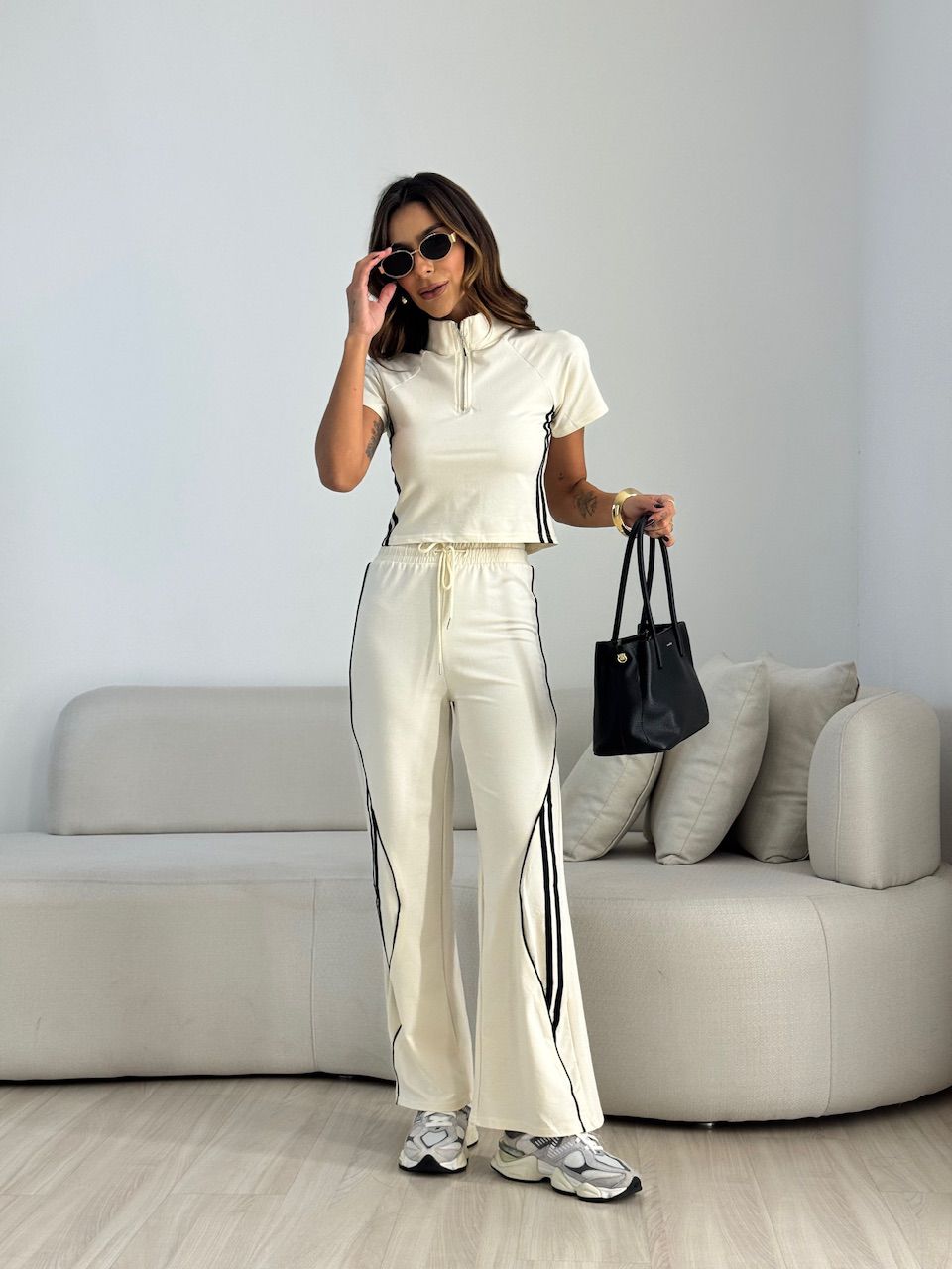 CONJUNTO LÍGIA LISTRAS MARFIM