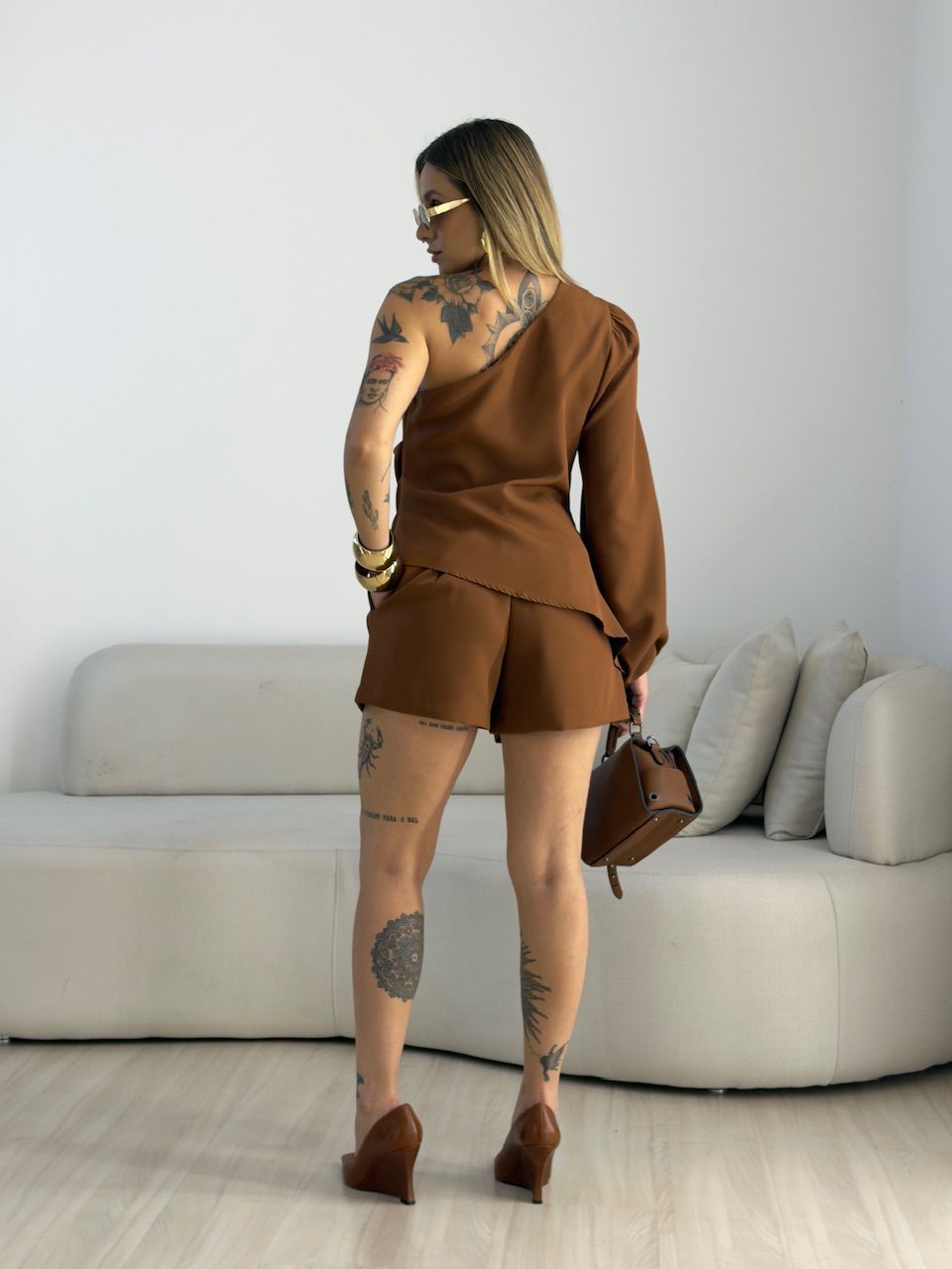 CONJUNTO DUDA NULA MANGA MARROM