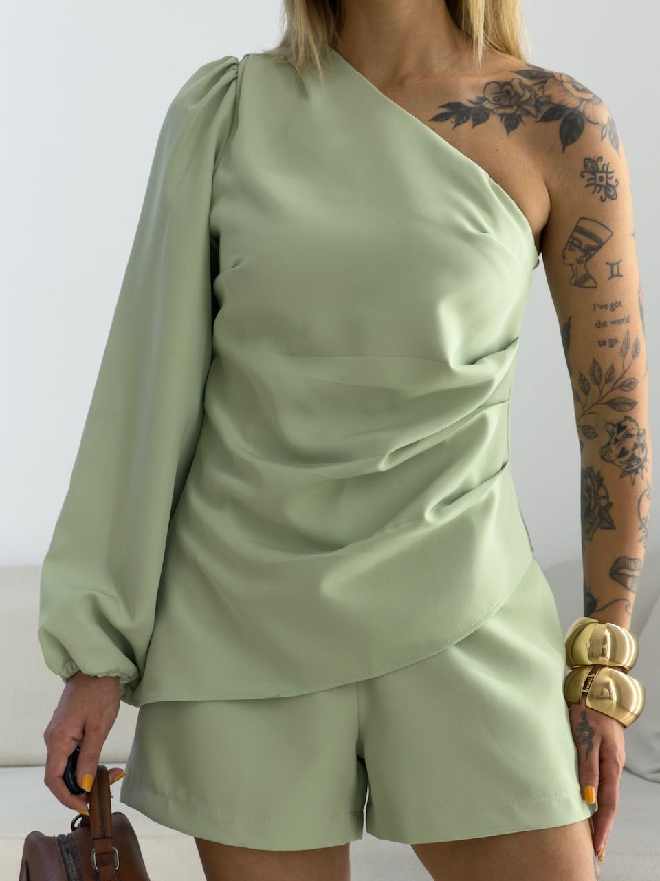 CONJUNTO DUDA NULA MANGA VERDE