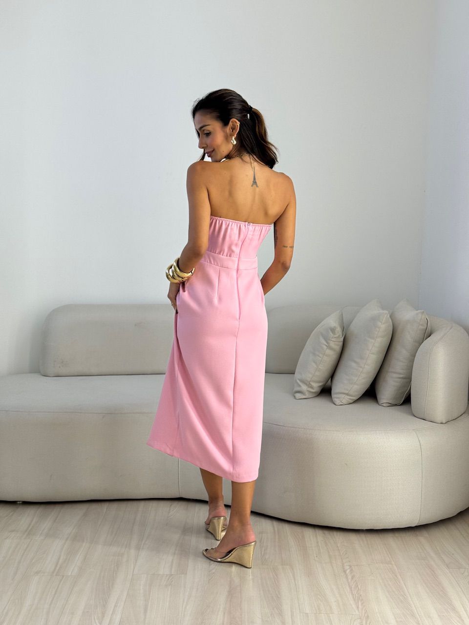 VESTIDO DÉBORA TOMARA QUE CAIA ROSA