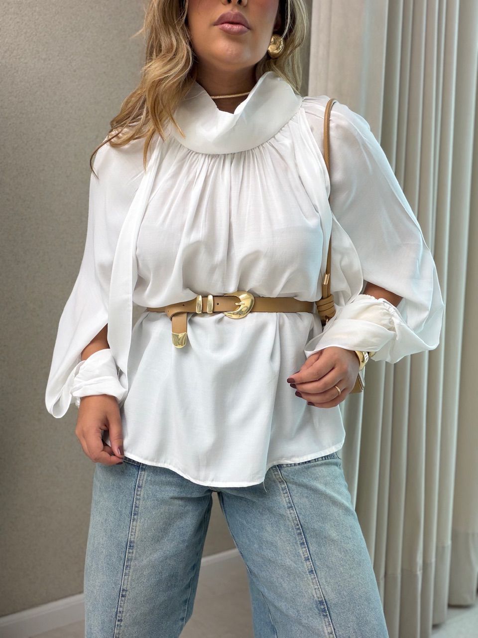 BLUSA PALOMA MANGA LONGA OFF - 0074740048 - CAROLLA FERRARO