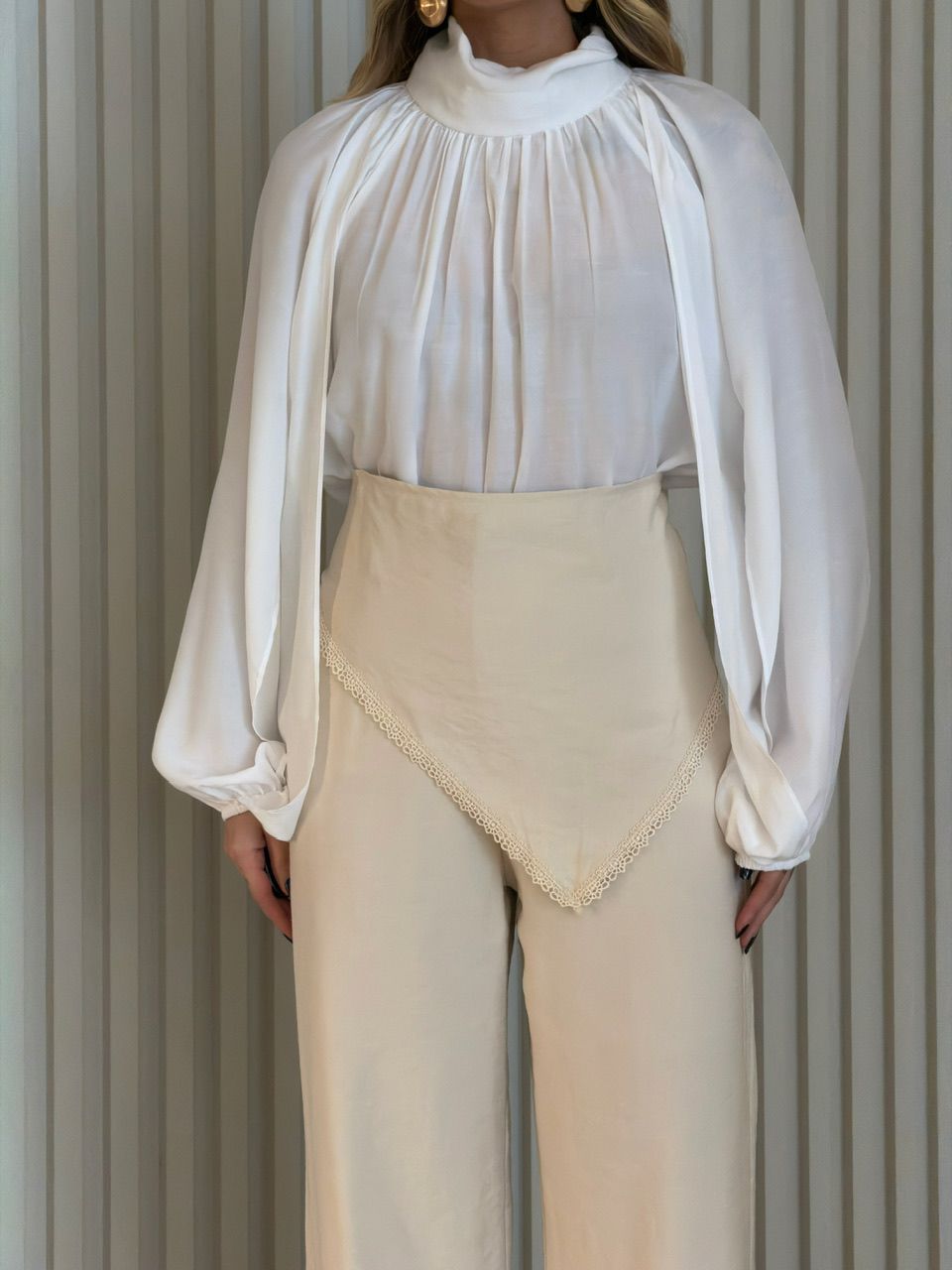 CALÇA NÁDIA LENÇO AREIA