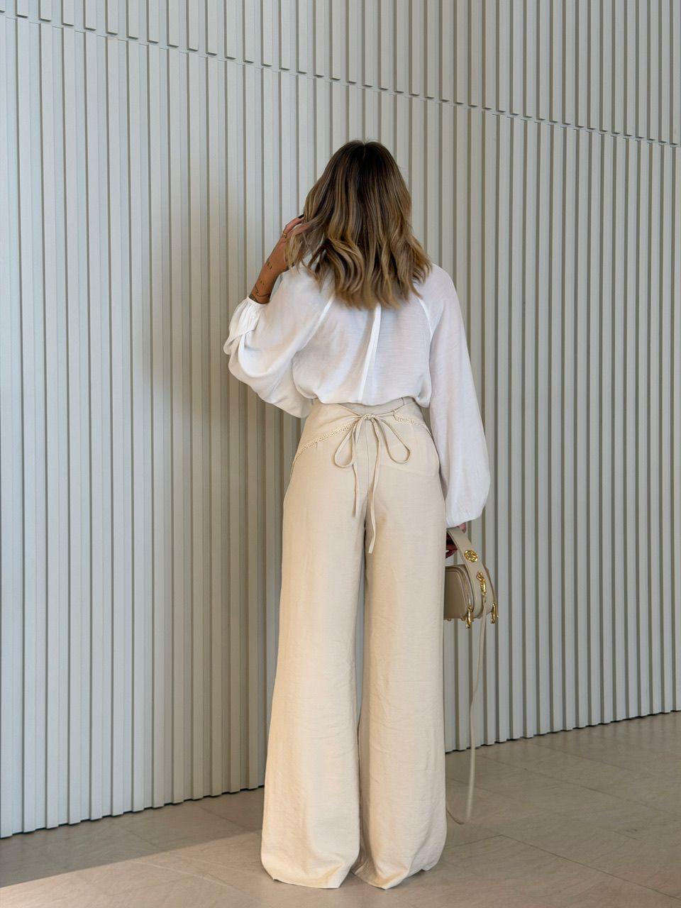 CALÇA NÁDIA LENÇO AREIA