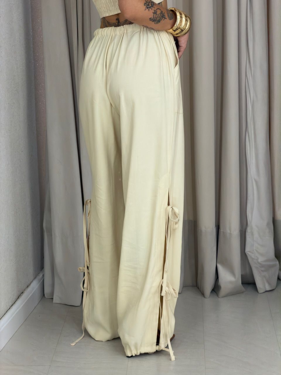 CONJUNTO SABRINA CROPPED CREME