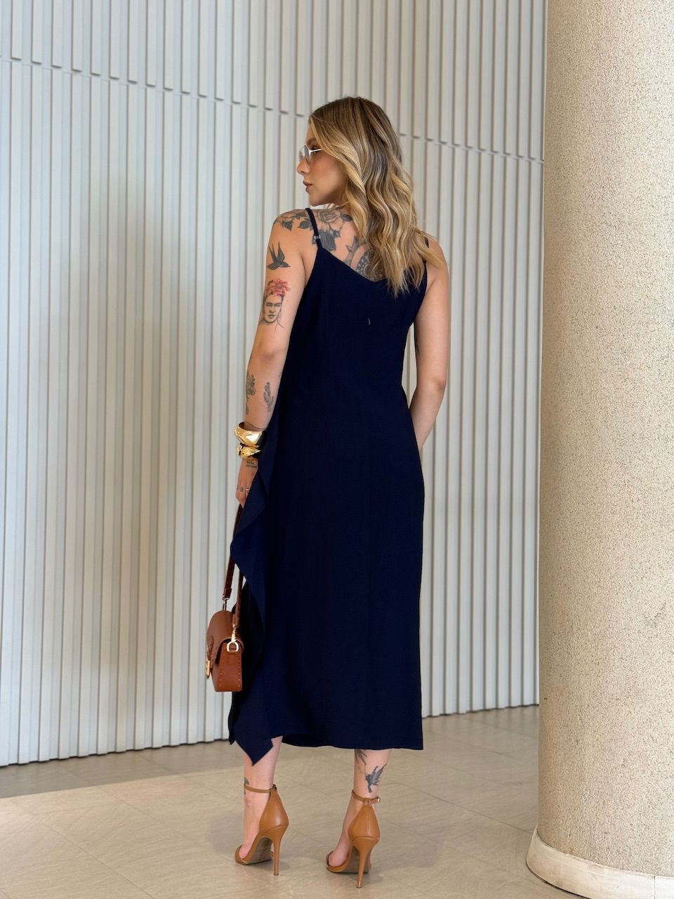 VESTIDO ALANIS BABADO MARINHO