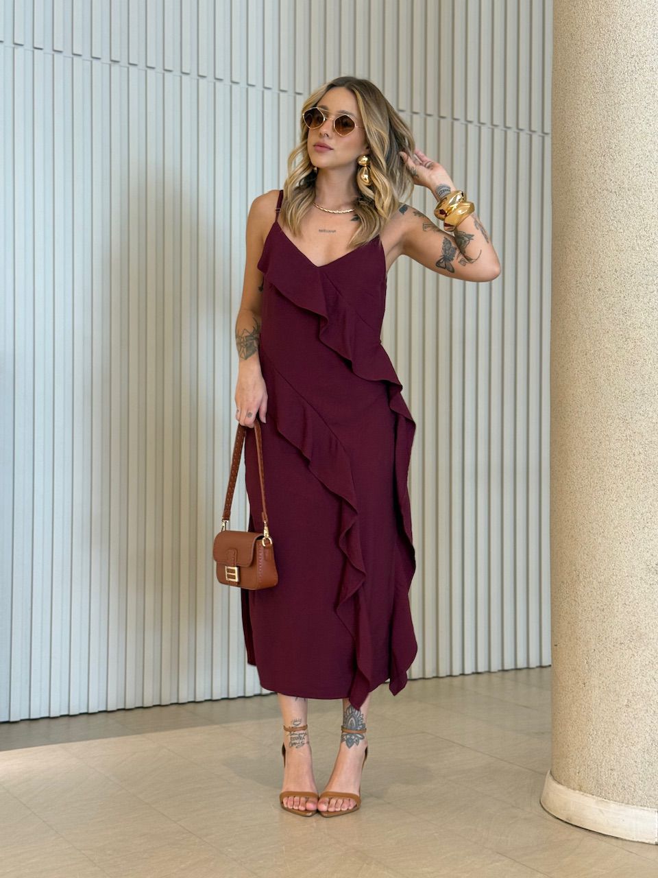 VESTIDO ALANIS BABADO VINHO