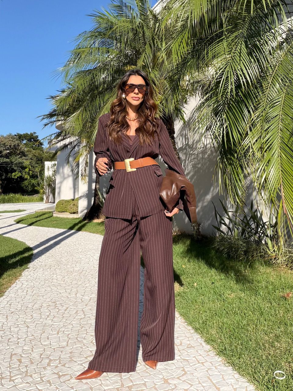 CONJUNTO NOEMI RISCA DE GIZ CAFÉ