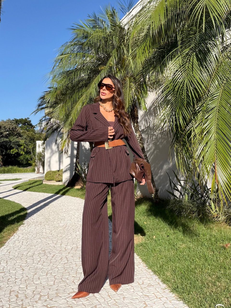 CONJUNTO NOEMI RISCA DE GIZ CAFÉ