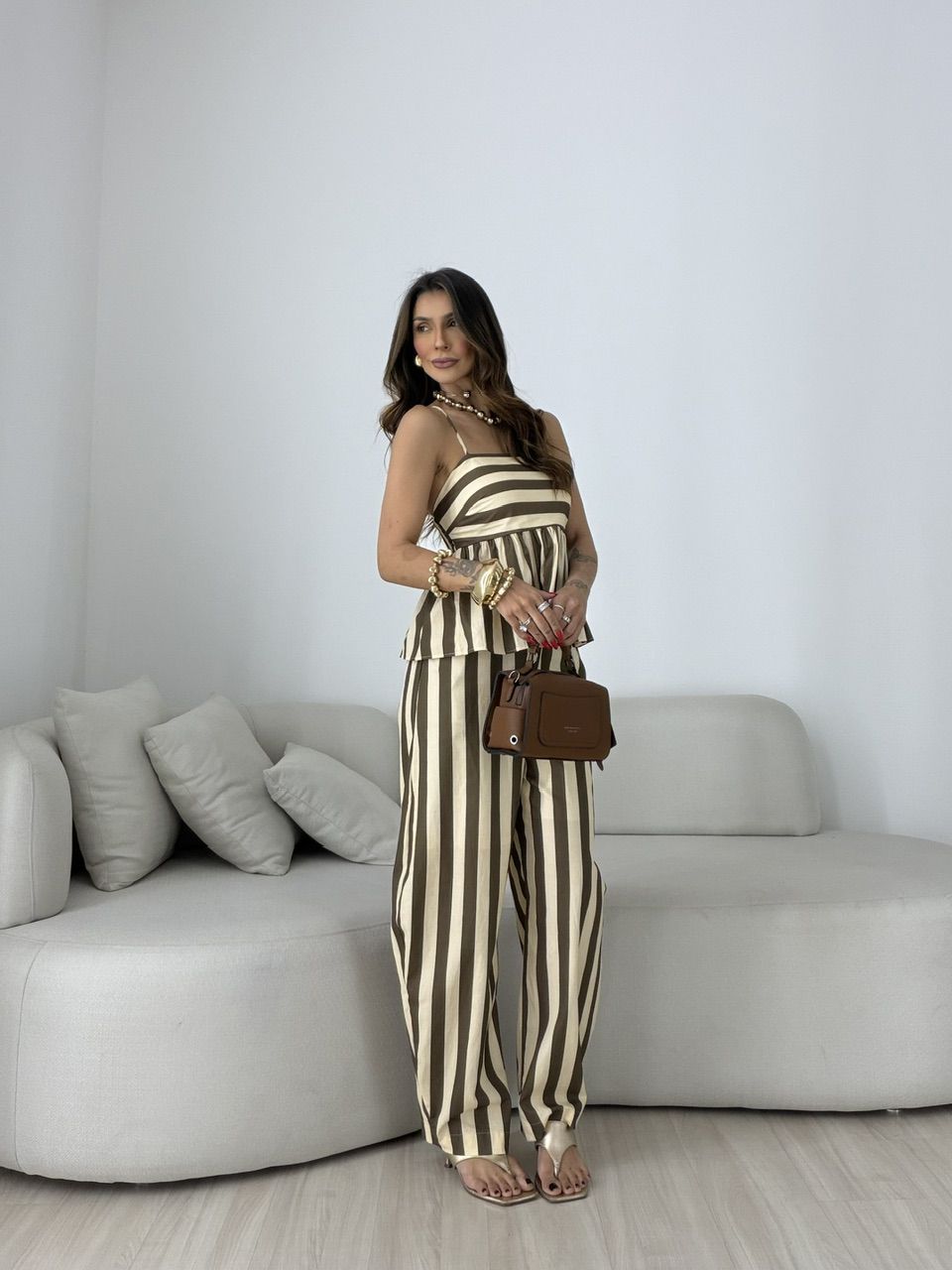 CONJUNTO CAMILA LISTRADO CREME/MARROM