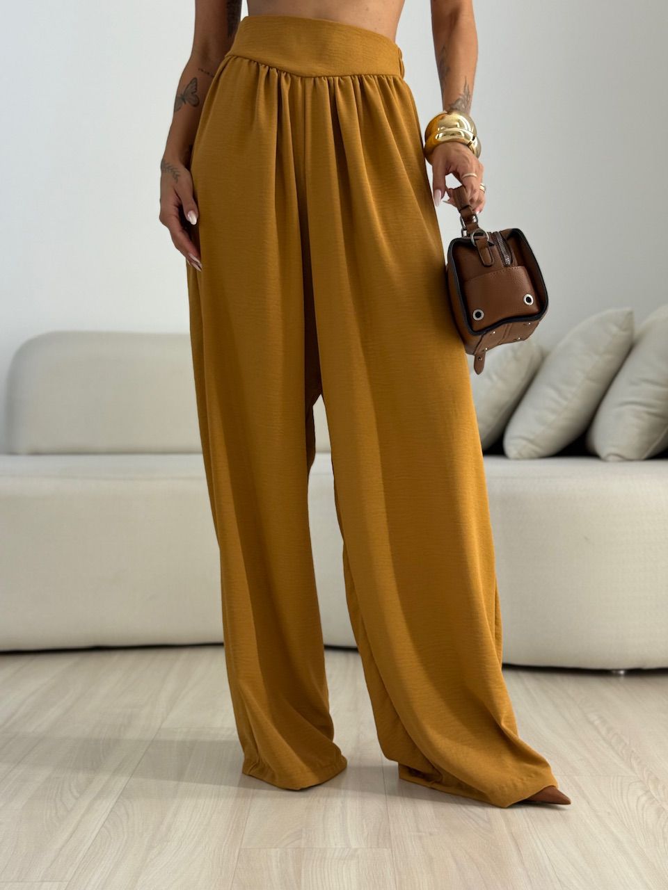 CALÇA CAMILA CF PANTALONA CARAMELO - 0070260095 - CAROLLA FERRARO