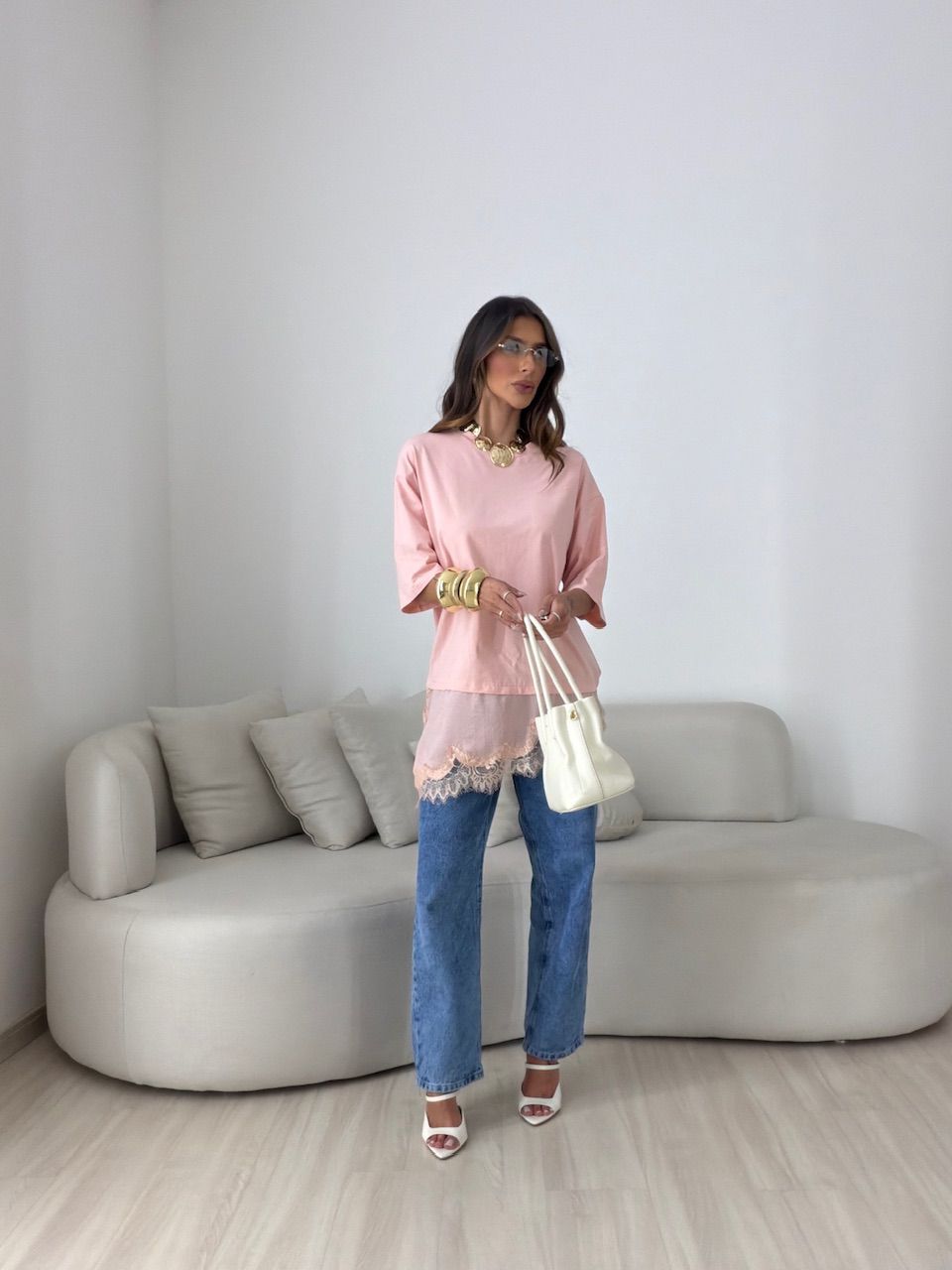T-SHIRT REGINA RENDA ROSA