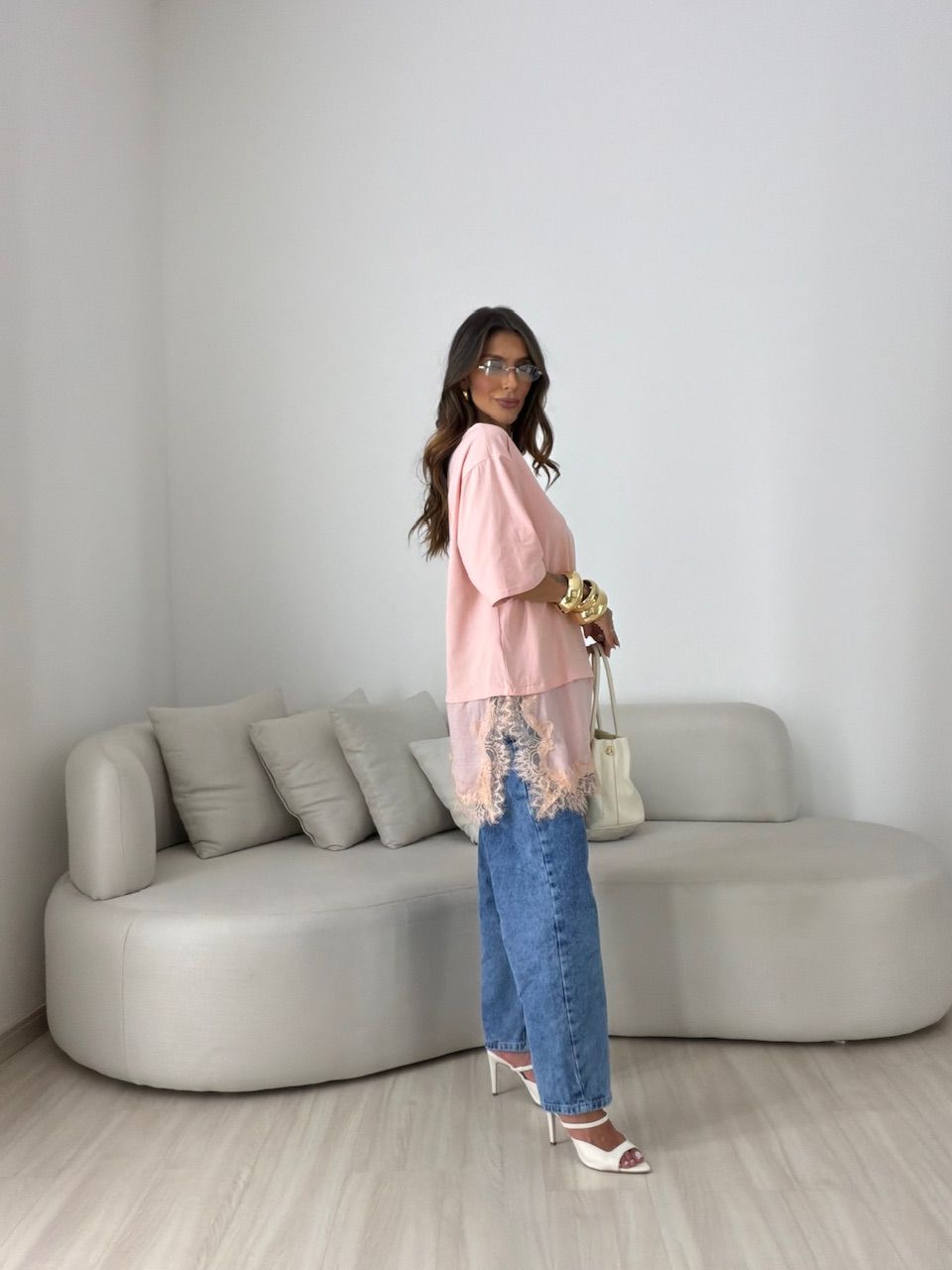 T-SHIRT REGINA RENDA ROSA