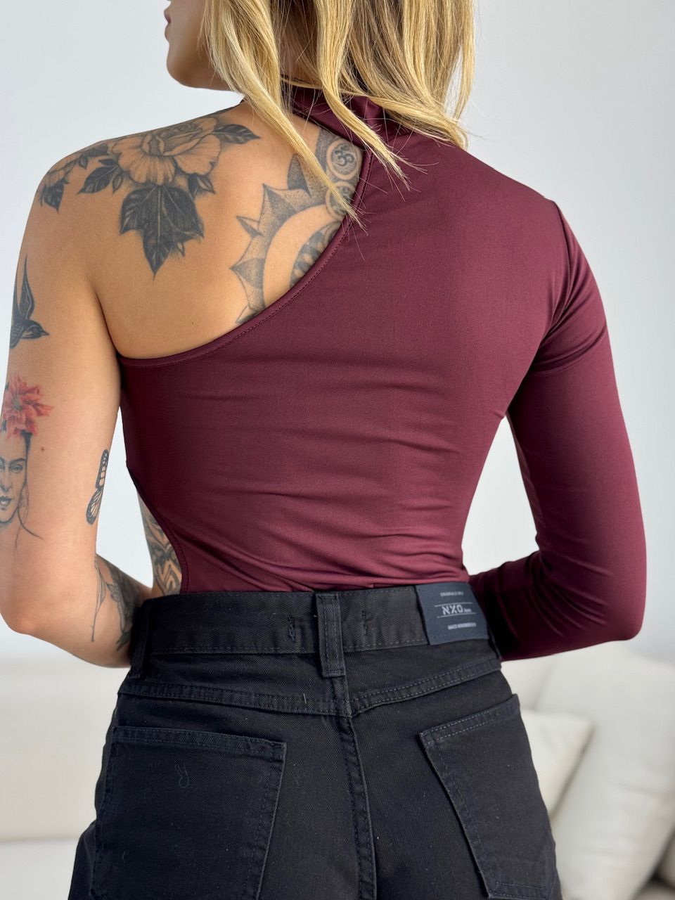 BODY ADRIANA NULA MANGA VINHO