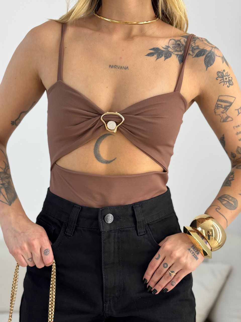 BODY FERNANDA ALCINHA METAL MARROM