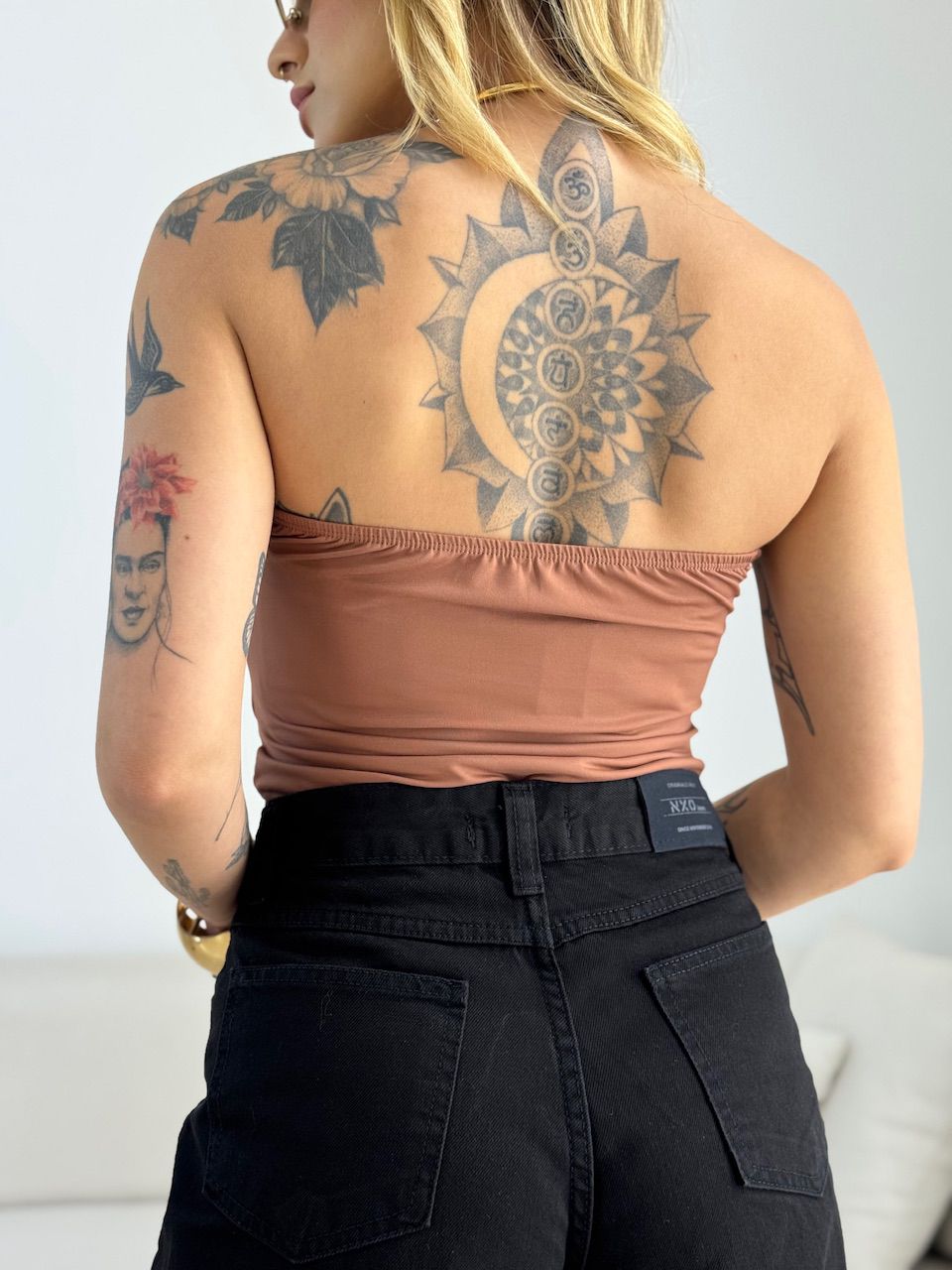 BODY KAREN TOMARA QUE CAIA CAPUCCINO 