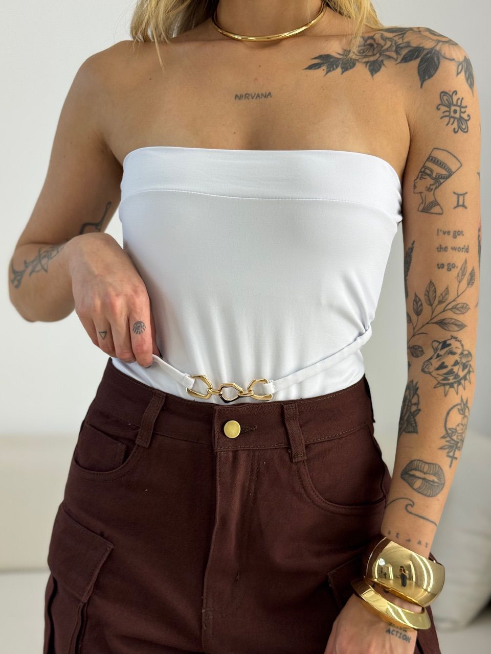 BODY KAREN TOMARA QUE CAIA OFF