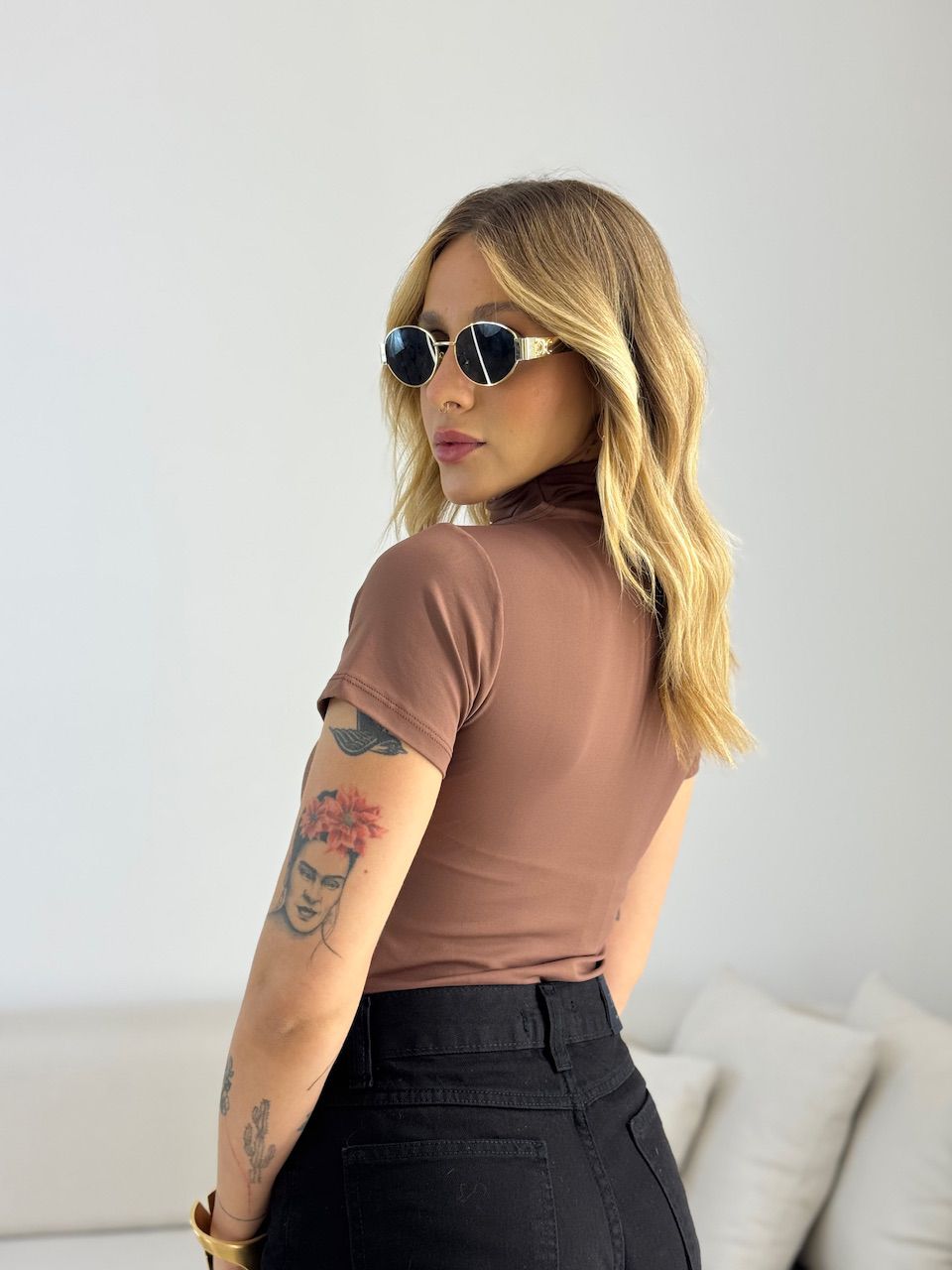 BODY MARINA MANGUINHA METAL MARROM