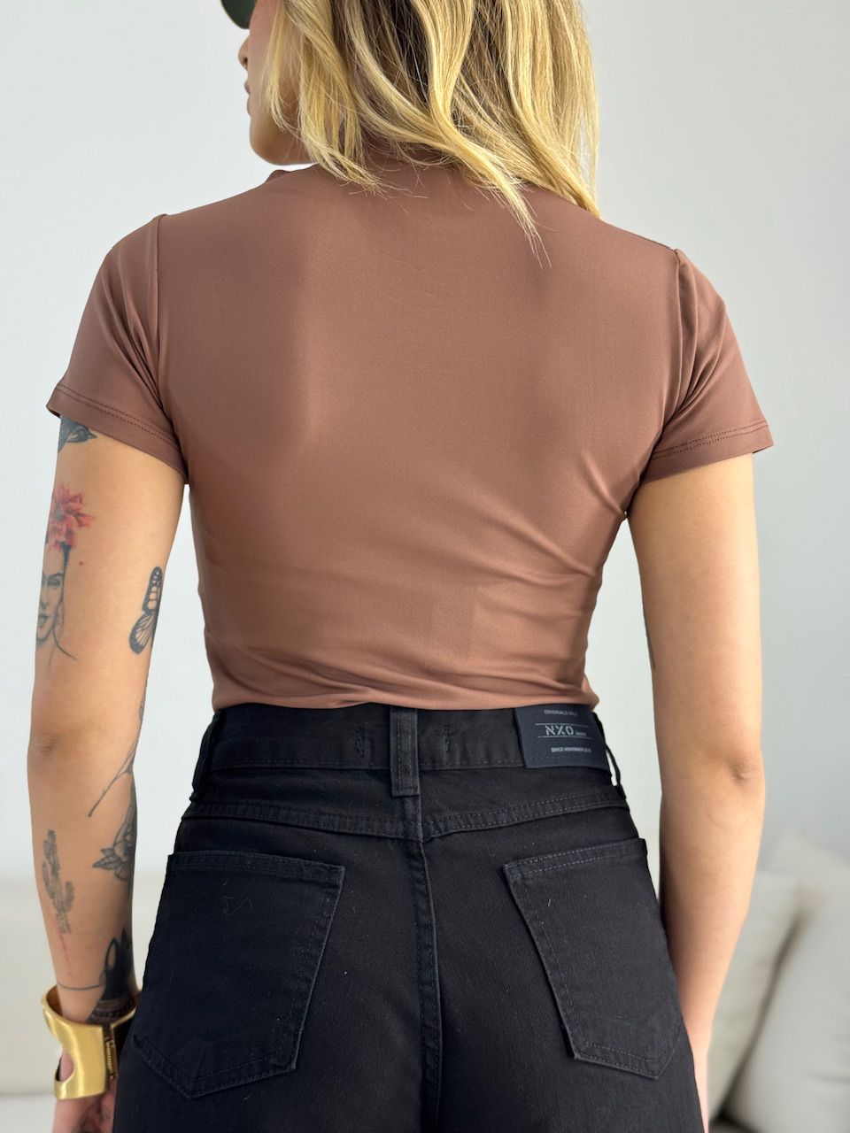 BODY MARINA MANGUINHA METAL MARROM