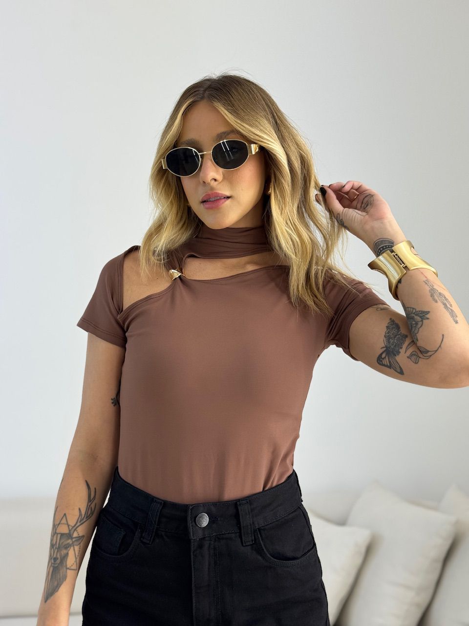 BODY MARINA MANGUINHA METAL MARROM - 0071240054 - CAROLLA FERRARO